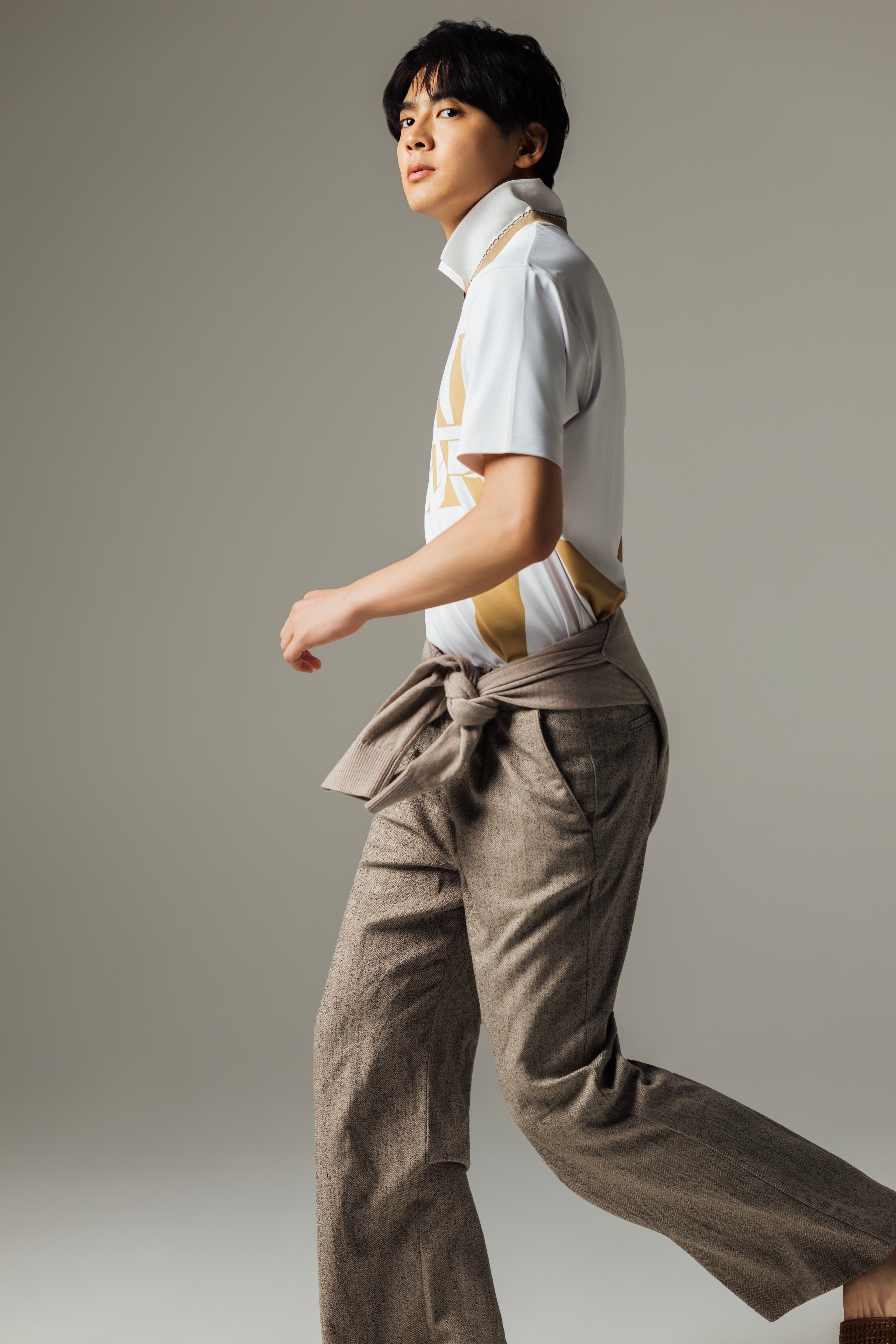 MEN’S｜パフォーマンス<br> MR グラフィック ポロ｜<br>高伸縮 - ホワイト