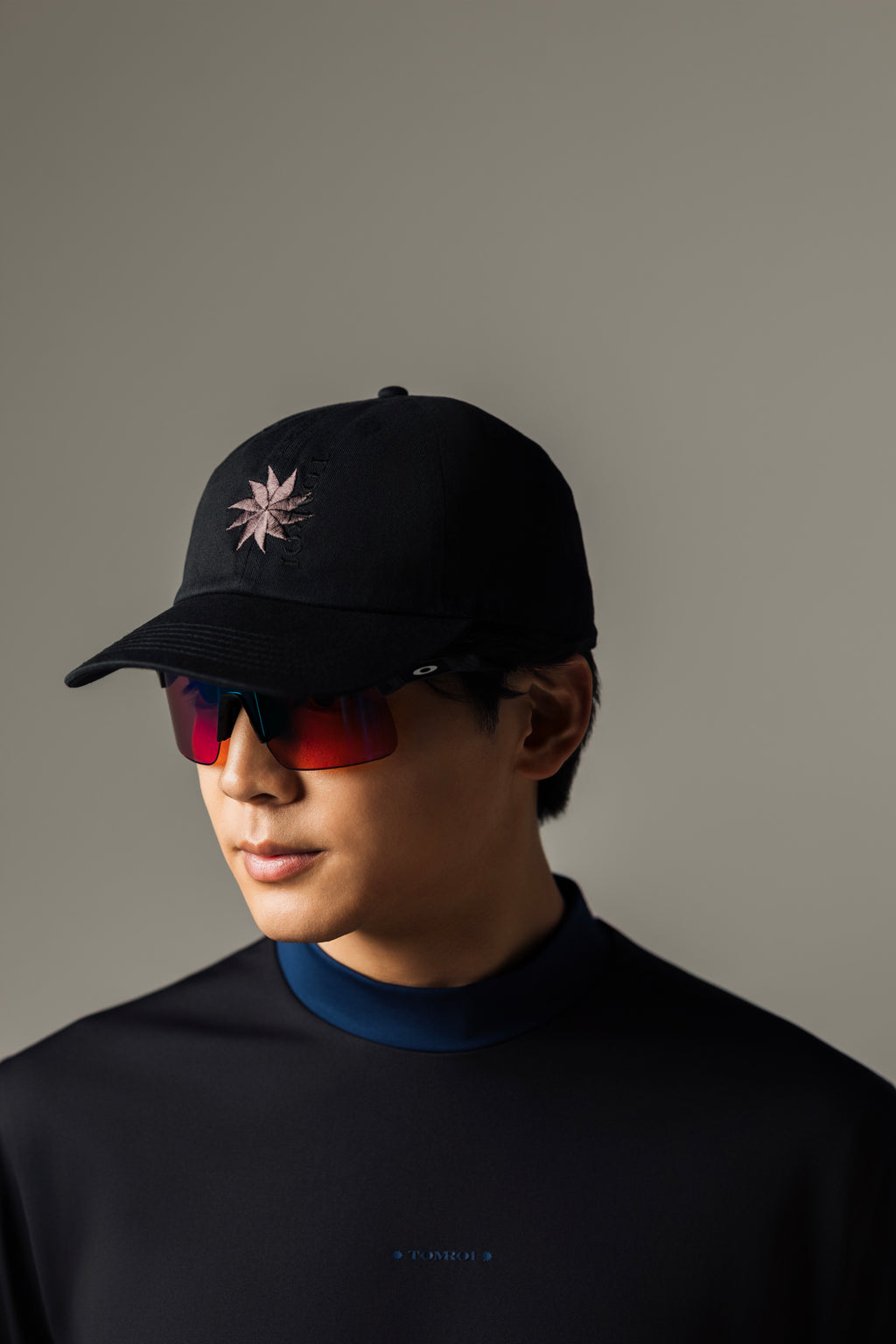 UNISEX｜ロゴキャップ - ブラック