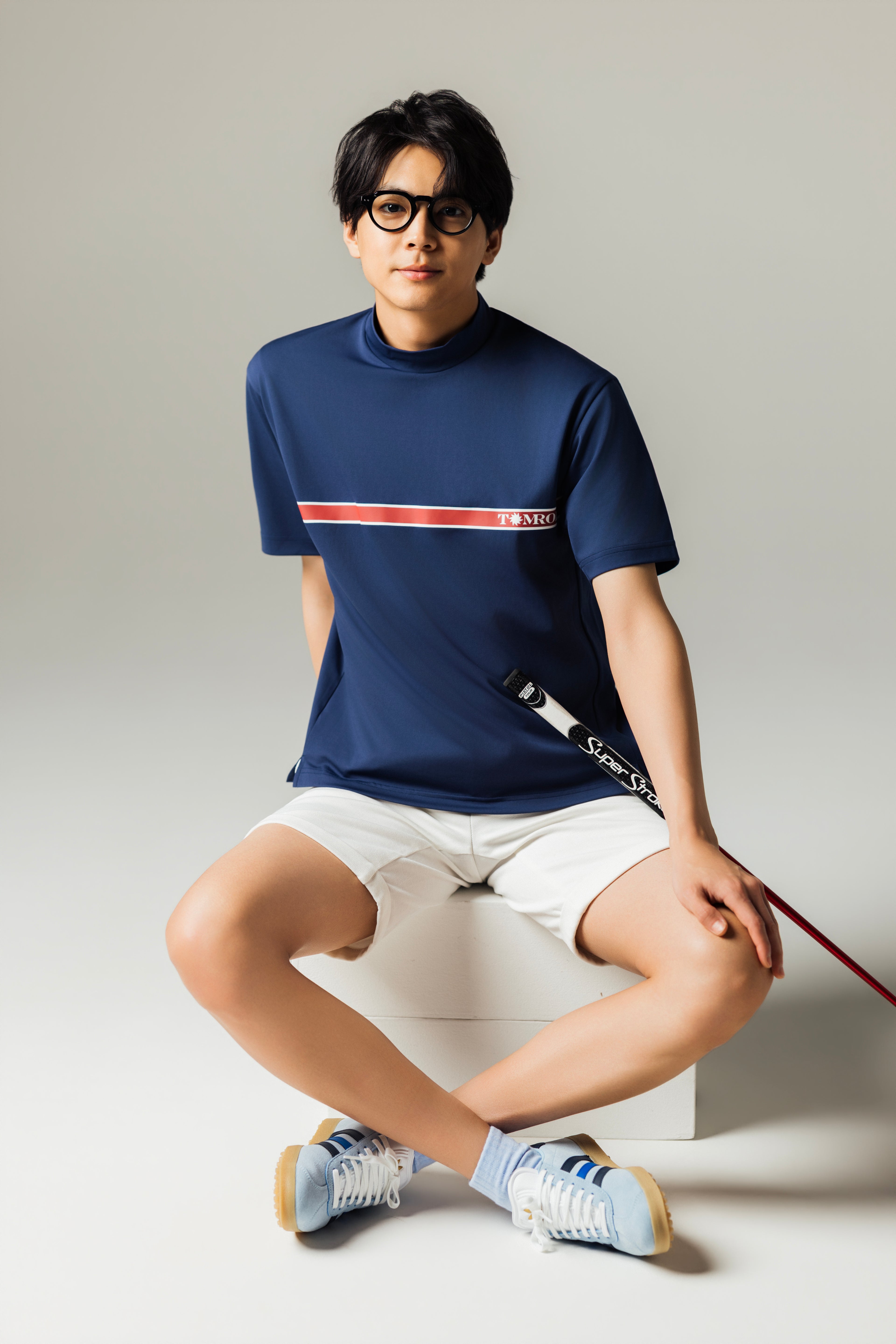 MEN’S｜パフォーマンス<br>ライン モックネック - ブルー