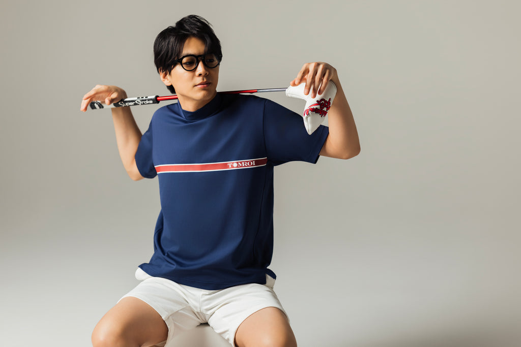 MEN’S｜パフォーマンス<br>ライン モックネック - ブルー