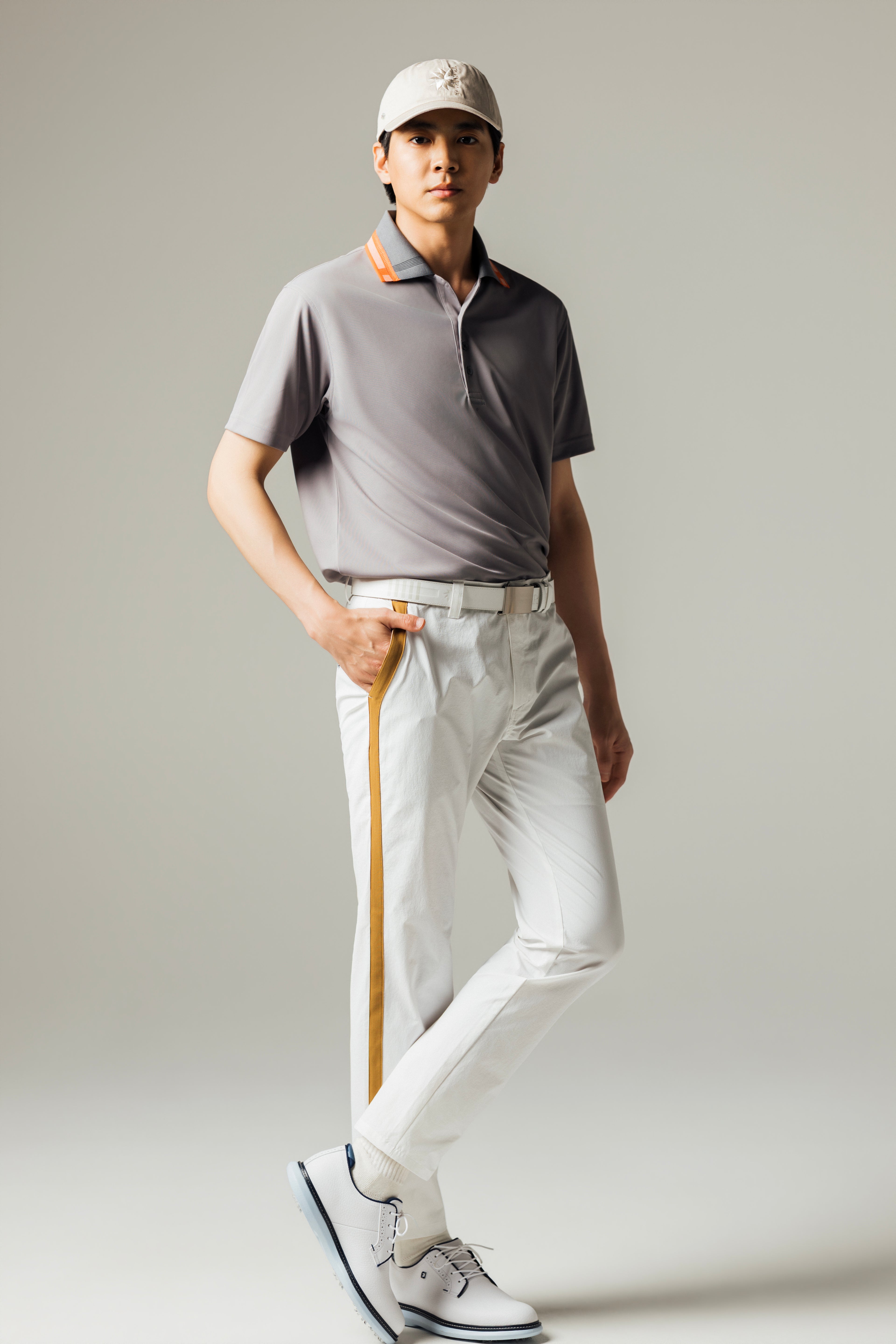 MEN’S｜パフォーマンス <br>ライン スラックス｜<br>高伸縮2WAYストレッチ - ホワイト