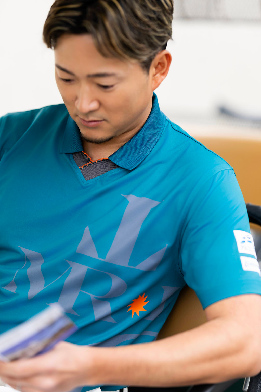 MEN’S｜パフォーマンス<br> MR グラフィック ポロ｜<br>高伸縮