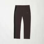MEN’S｜パフォーマンス <br>ライン スラックス｜<br>高伸縮2WAYストレッチ - ブラウン