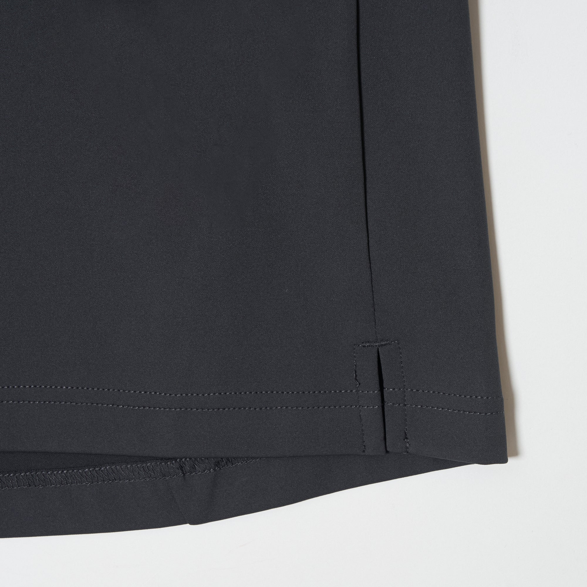 MEN’S｜パフォーマンス<br>ライン モックネック