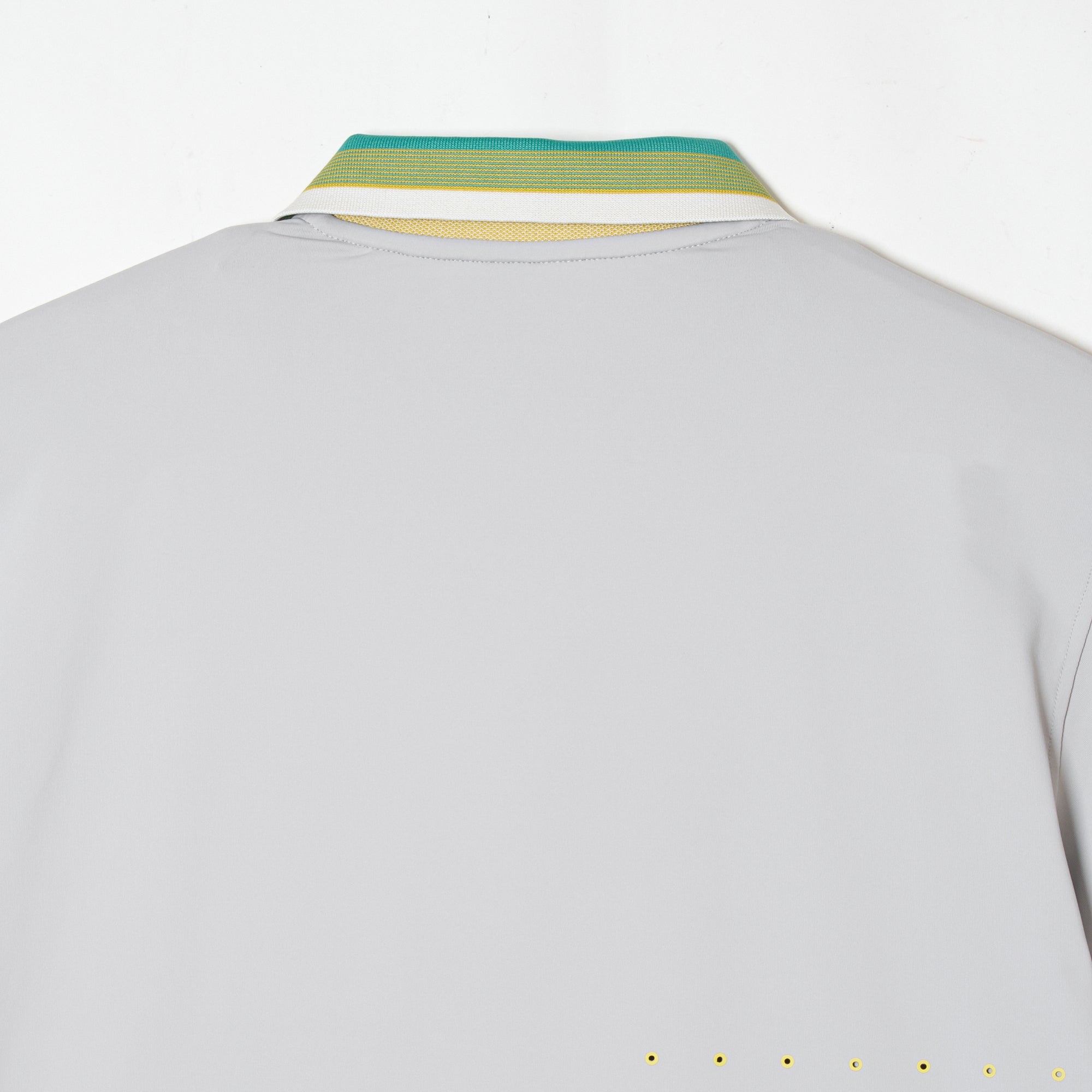MEN’S｜パフォーマンス <br>ジップ ポロ｜高伸縮 - ライトグレー