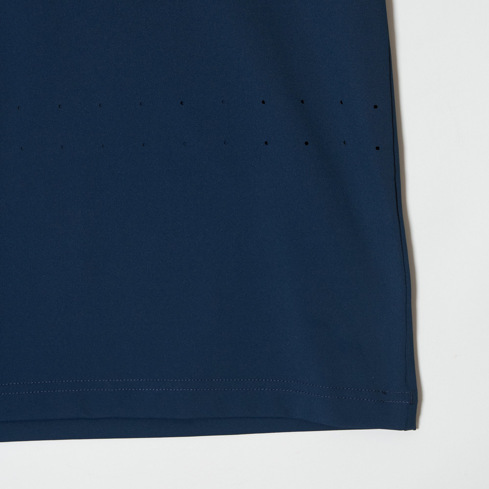 MEN’S｜パフォーマンス <br>ジップ ポロ｜高伸縮 - ネイビー