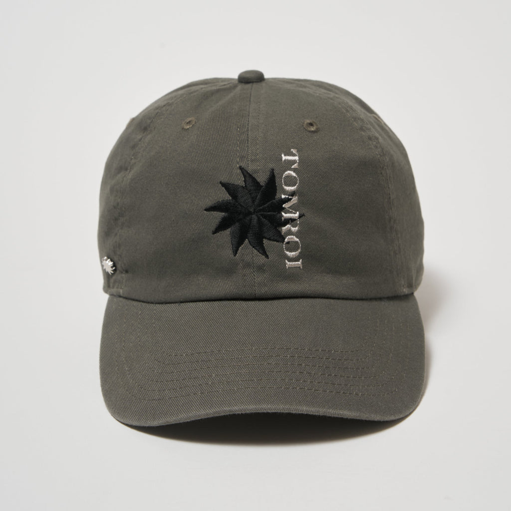 UNISEX｜ロゴキャップ - オリーブ